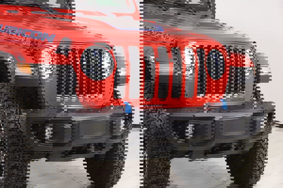 Used 2021 Jeep Wrangler Unlimited Rubicon 4xe w/ Steel Bumper Group image 38