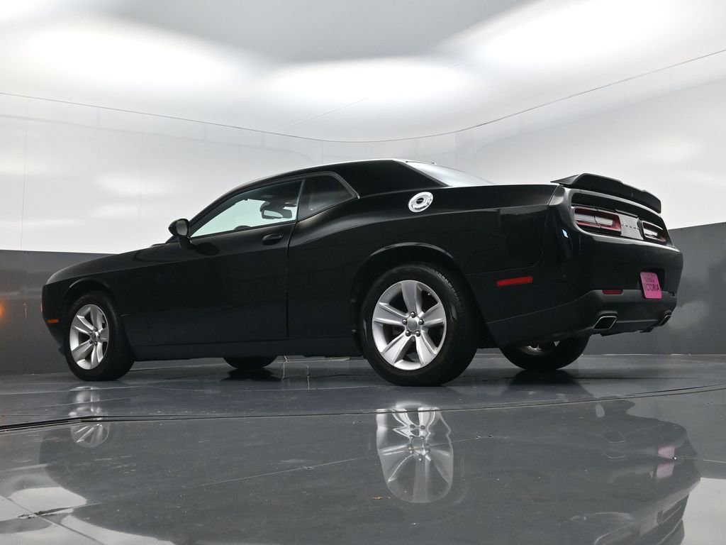 Used 2023 Dodge Challenger SXT image 18