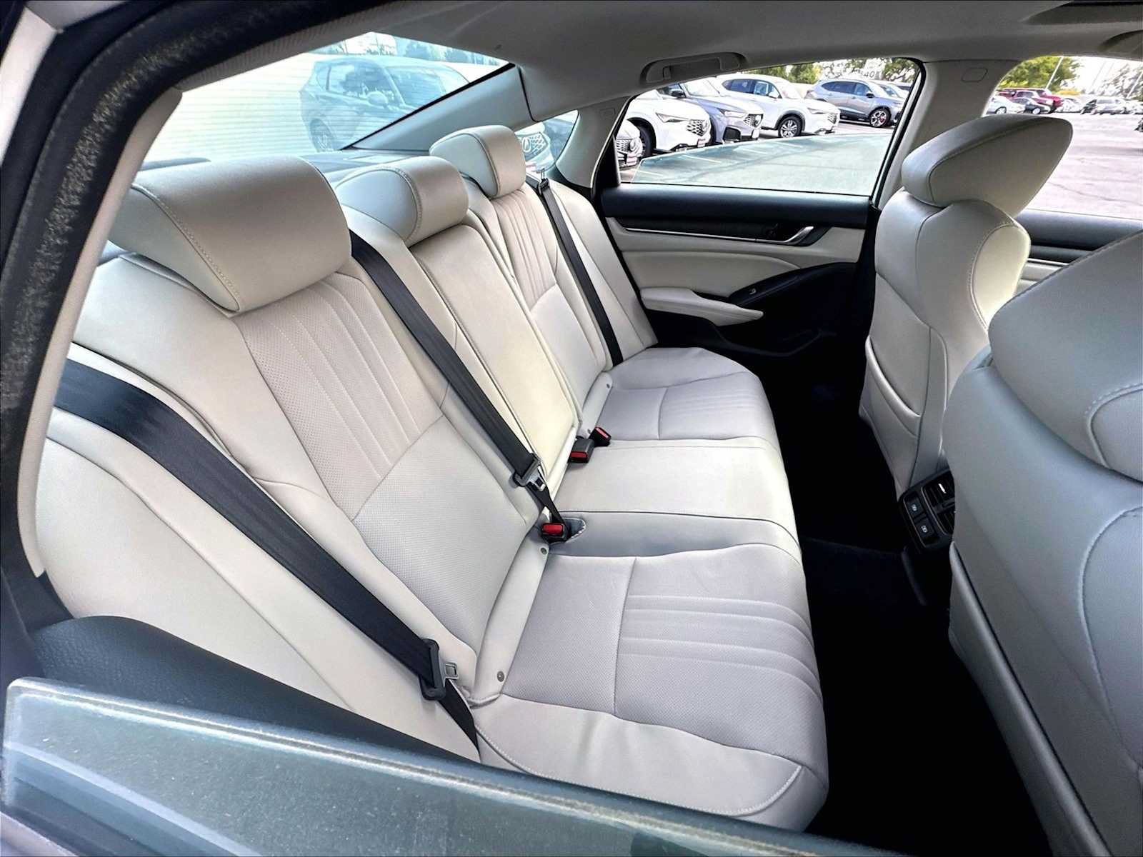 Used 2021 Honda Accord EX-L image 28