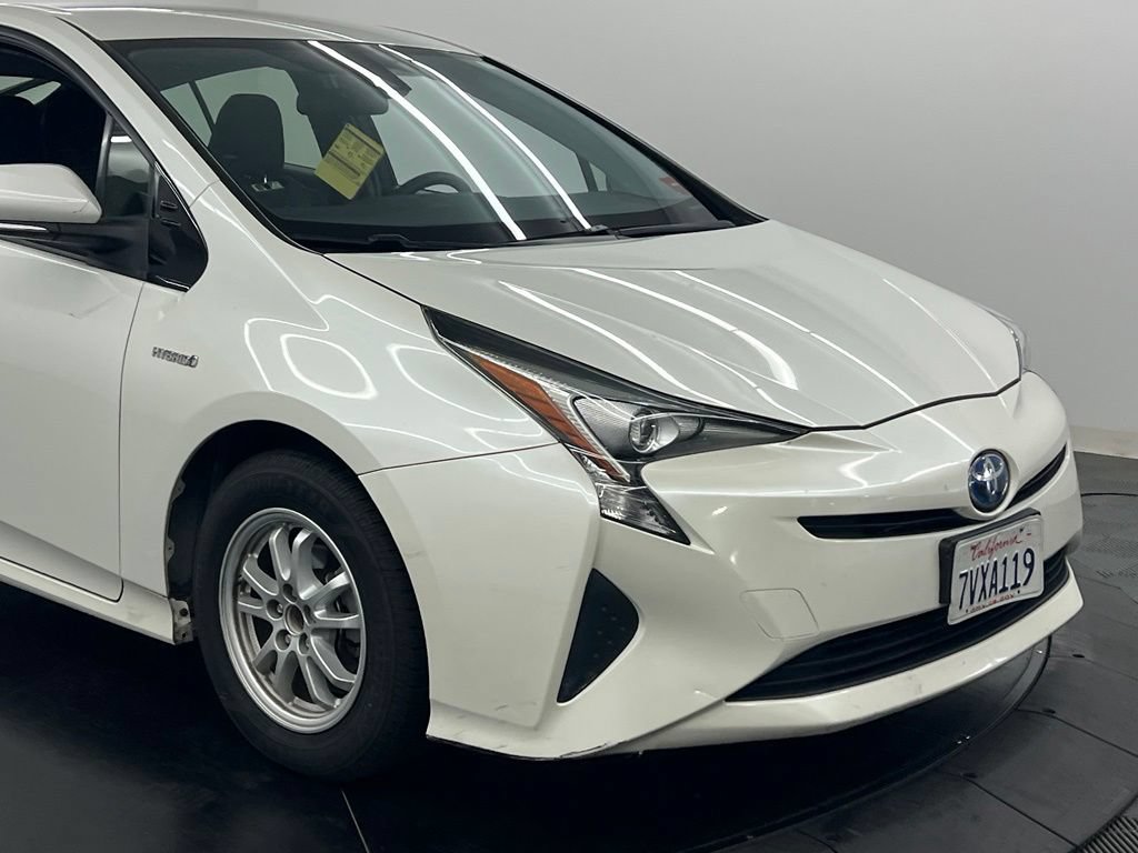 Used 2017 Toyota Prius Two FWD image 8