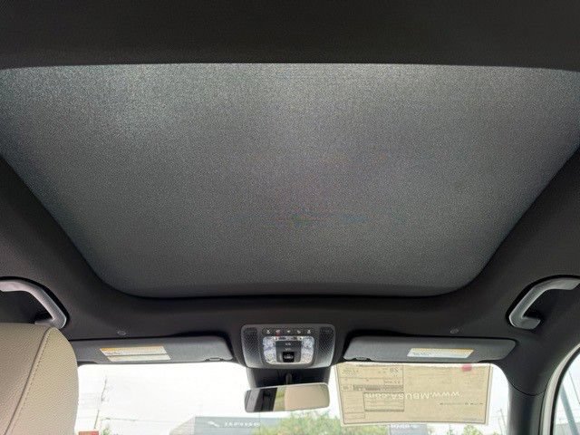 Certified 2025 Mercedes-Benz GLB 250 image 8