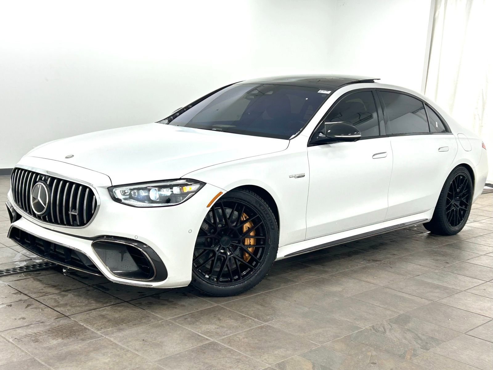 Used 2024 Mercedes-Benz S 63 AMG S image 1