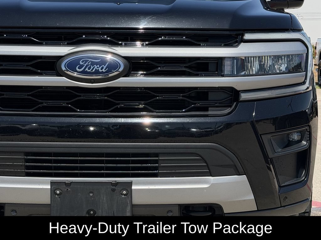 Used 2022 Ford Expedition XLT AWD/4WD image 4