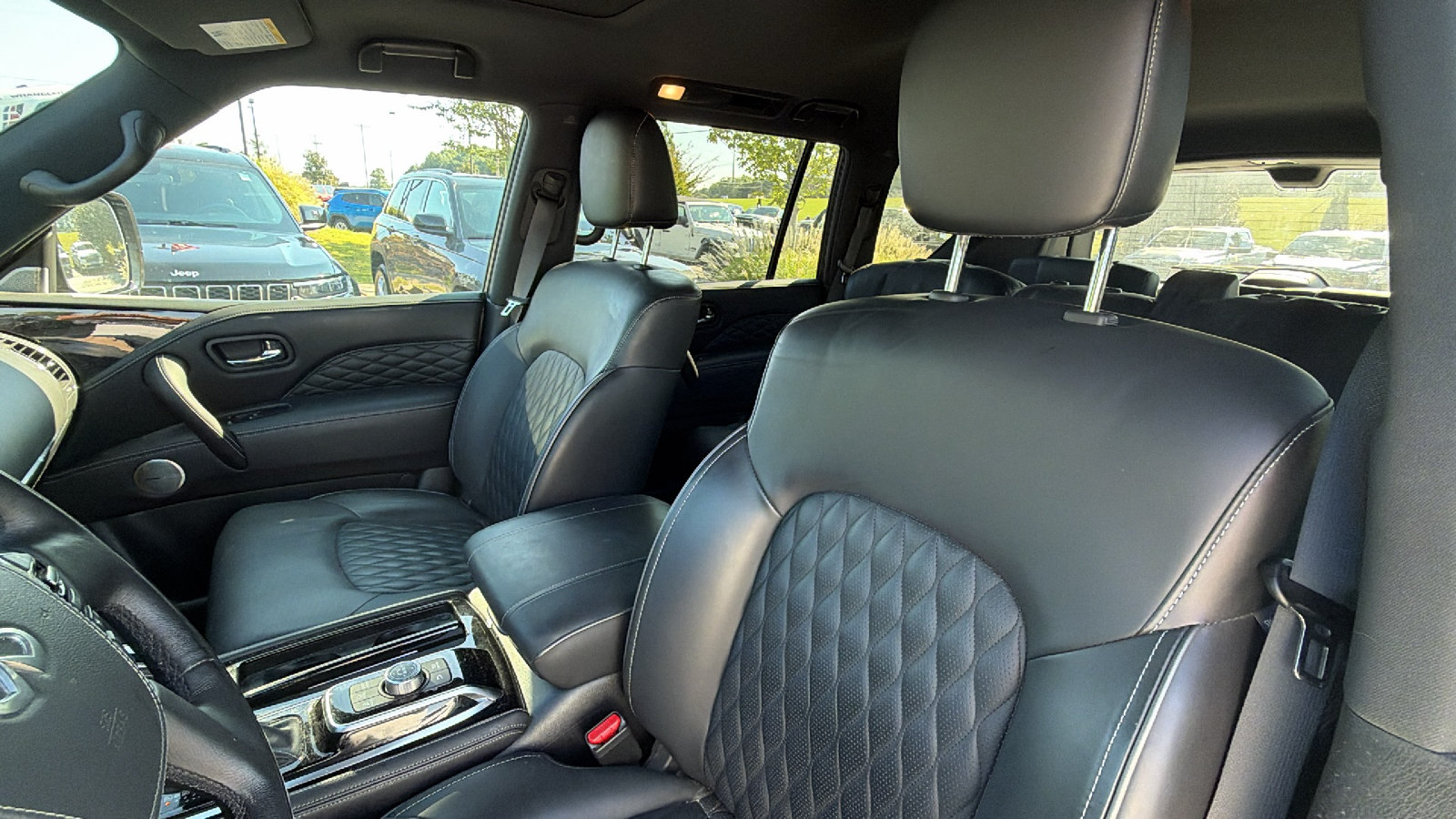 Used 2024 INFINITI QX80 Sensory AWD/4WD image 18