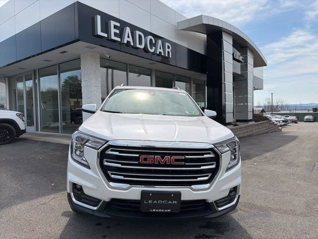 Used 2022 GMC Terrain SLT image 8