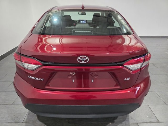 Used 2025 Toyota Corolla LE image 4