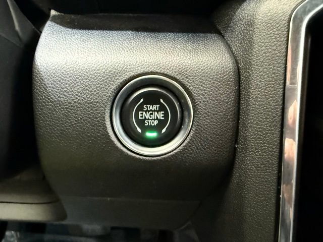 Used 2025 GMC Acadia Elevation AWD/4WD image 44