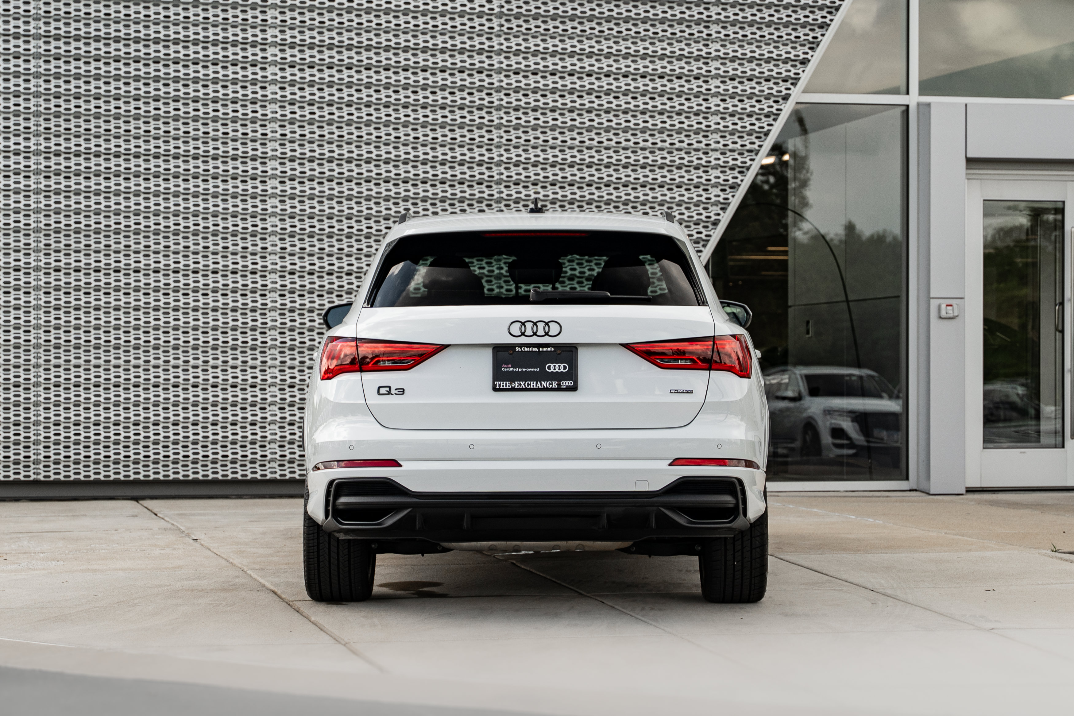 Certified 2023 Audi Q3 2.0T Premium Plus w/ Premium Plus Package AWD/4WD image 28