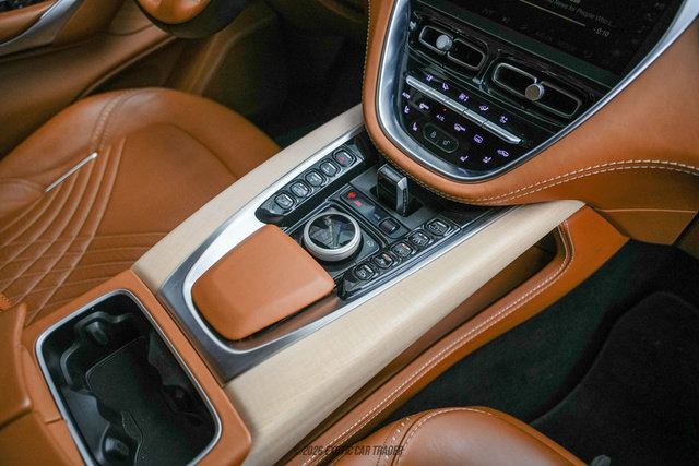 Used 2021 Aston Martin DBX image 55