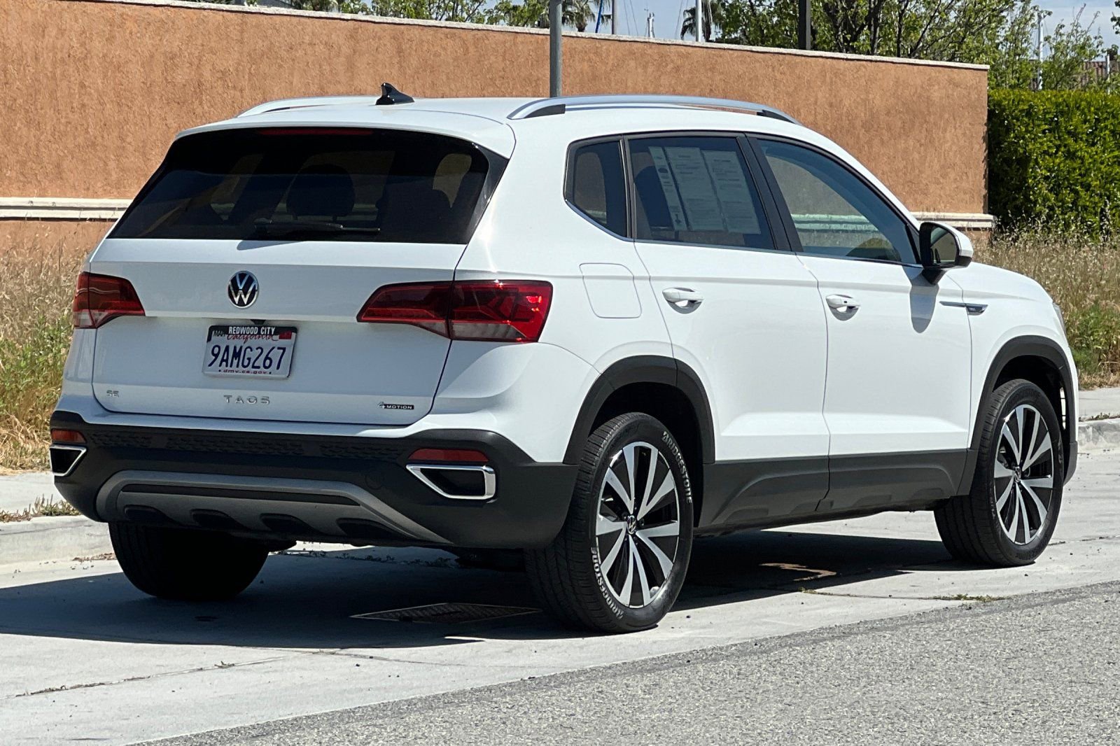 Used 2022 Volkswagen Taos SE AWD/4WD image 4