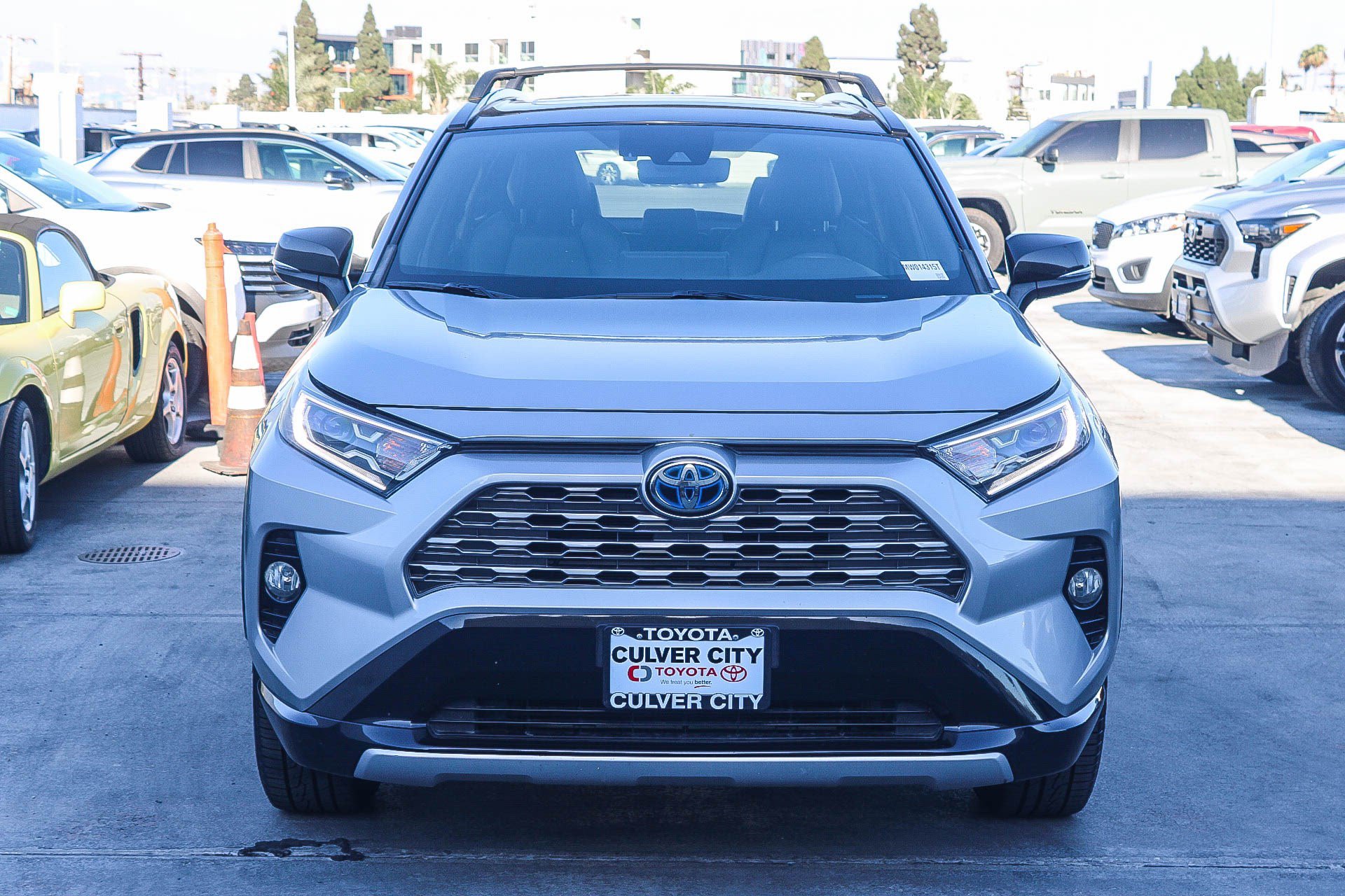 Certified 2021 Toyota RAV4 XSE w/ XSE Grade Weather Package AWD/4WD image 2