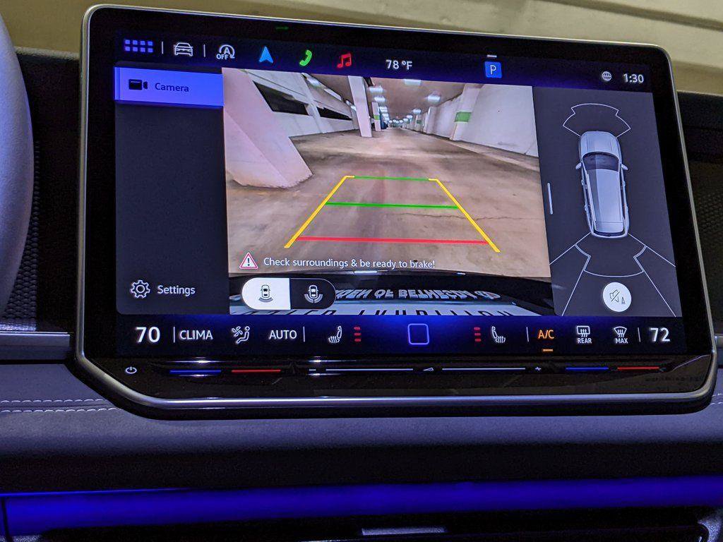New 2026 Volkswagen Tiguan SE AWD/4WD image 17