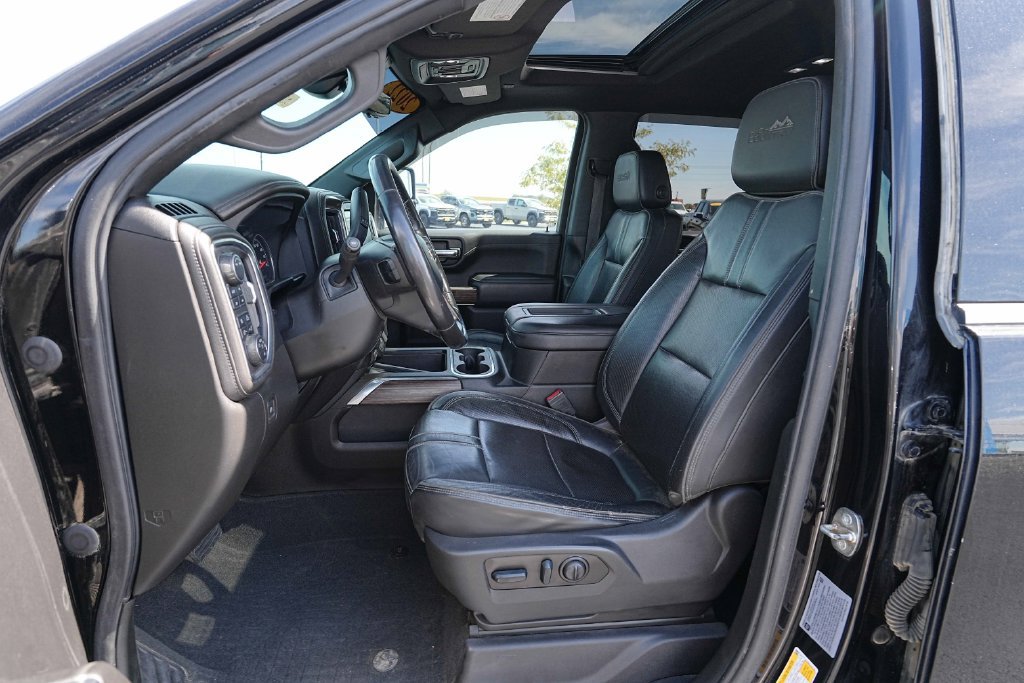 Used 2022 Chevrolet Silverado 3500 High Country w/ Z71 Off-Road Package AWD/4WD image 12