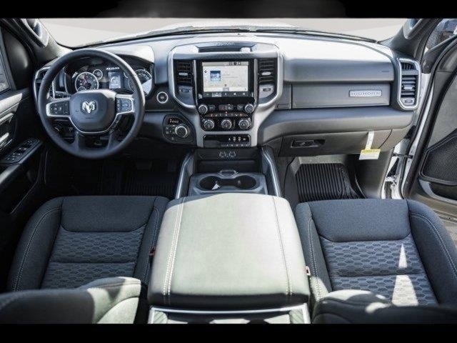 New 2025 RAM 1500 Big Horn AWD/4WD image 19