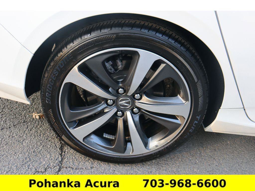 Certified 2025 Acura TLX w/ Technology Package image 33