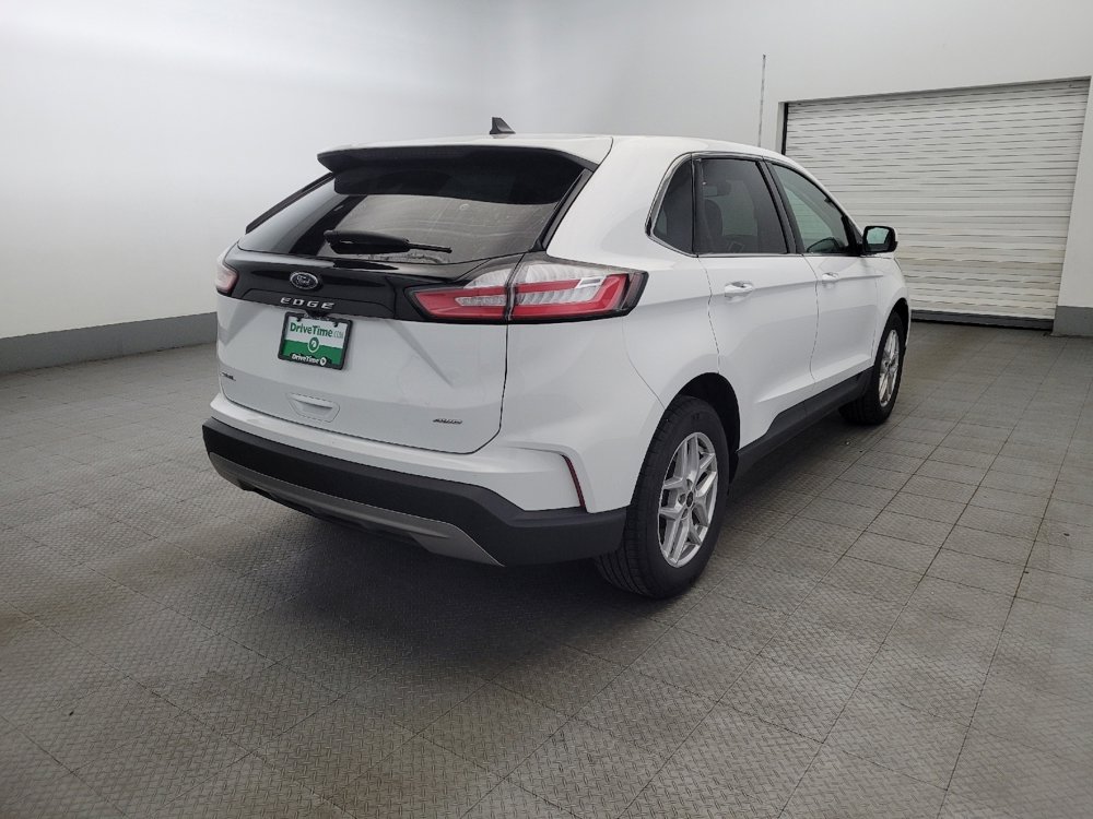 Used 2024 Ford Edge SEL image 9