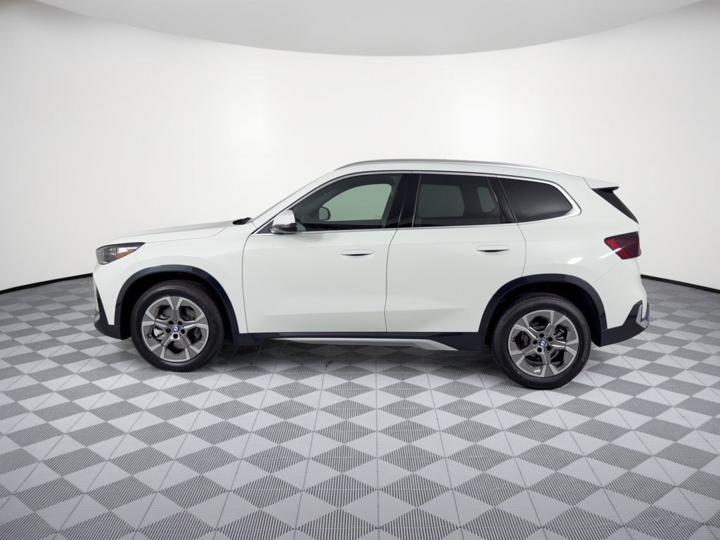 New 2027 BMW X1 xDrive28i AWD/4WD image 2