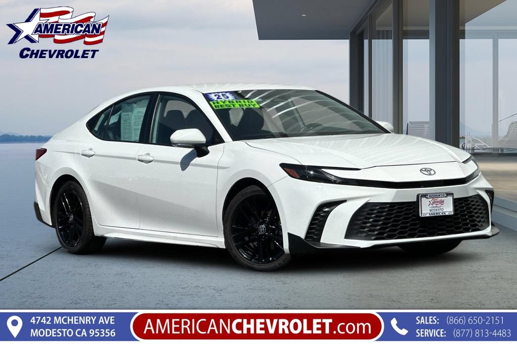 Used 2025 Toyota Camry SE