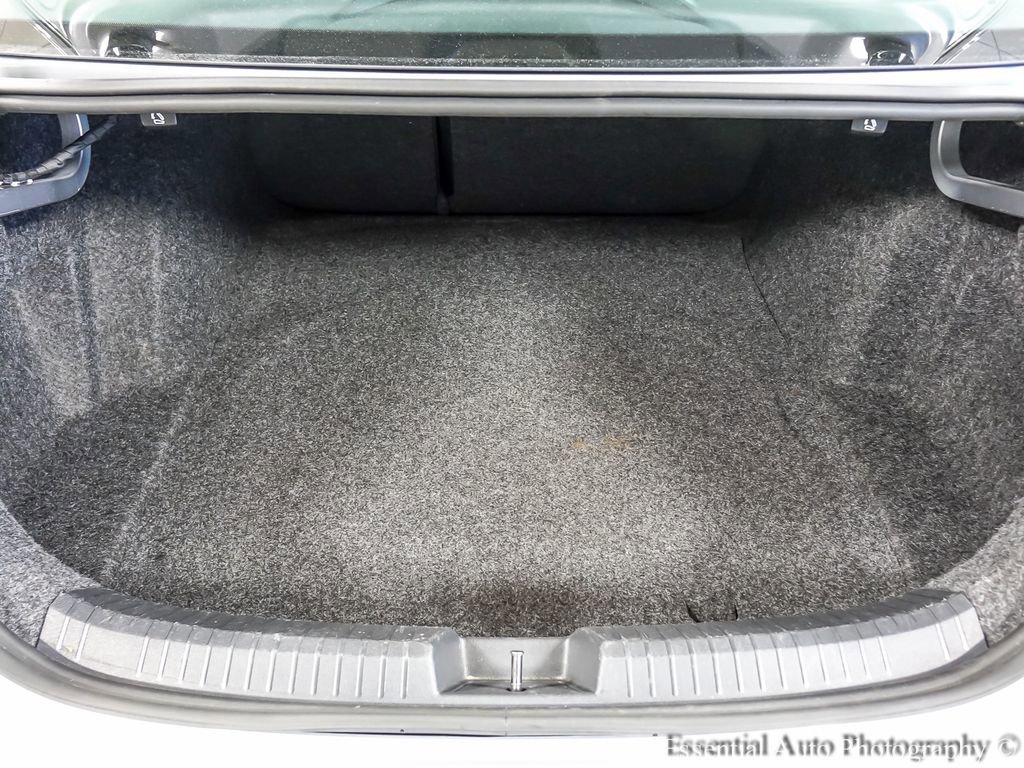 Used 2024 Volkswagen Jetta SE FWD image 21