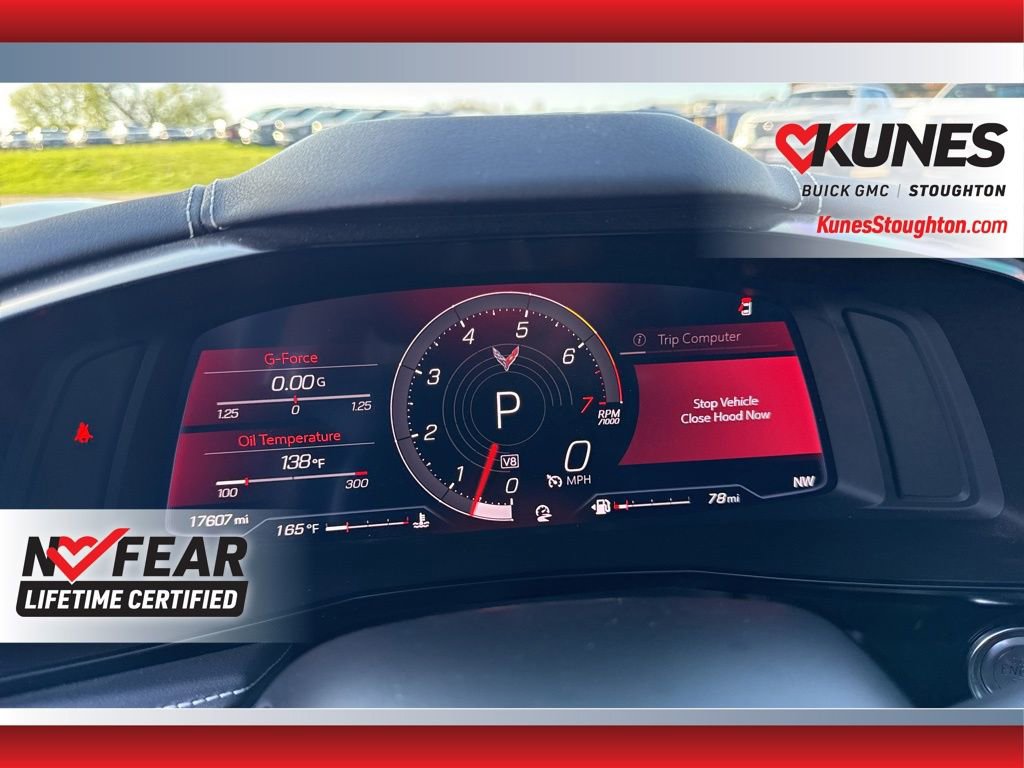 Used 2021 Chevrolet Corvette Stingray Convertible w/ Z51 Performance Package RWD image 31