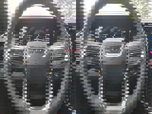 New 2025 GMC Acadia Elevation image 24