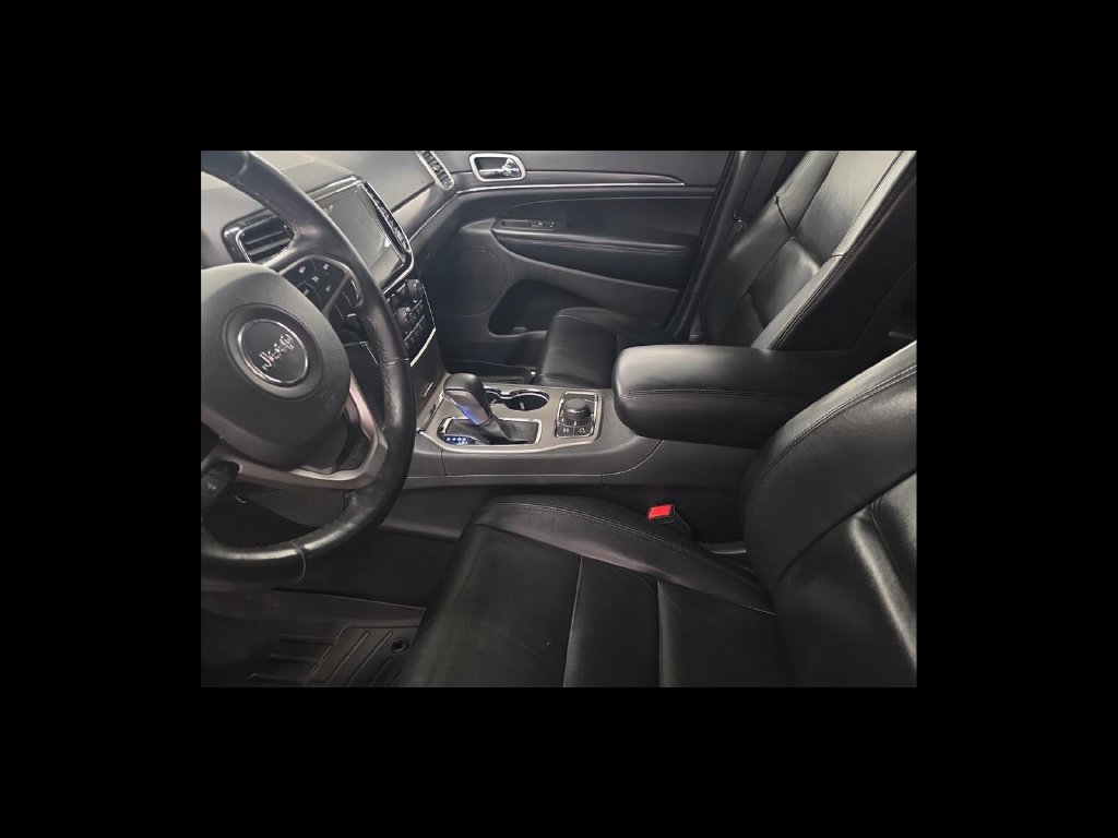Used 2019 Jeep Grand Cherokee Limited AWD/4WD image 11