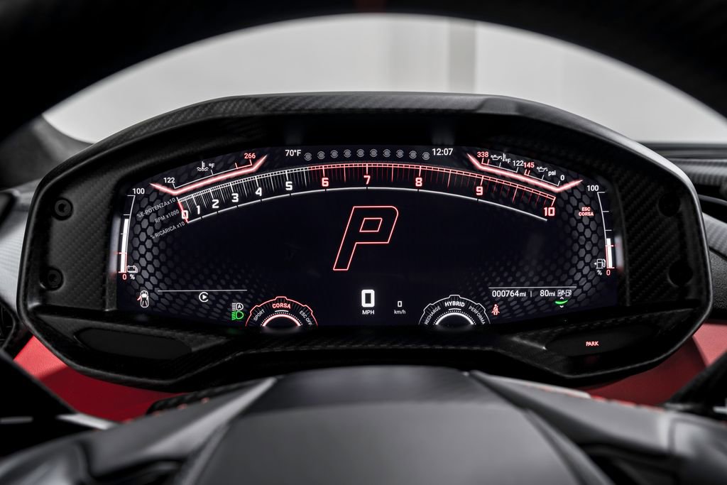 Used 2025 Lamborghini Revuelto image 17