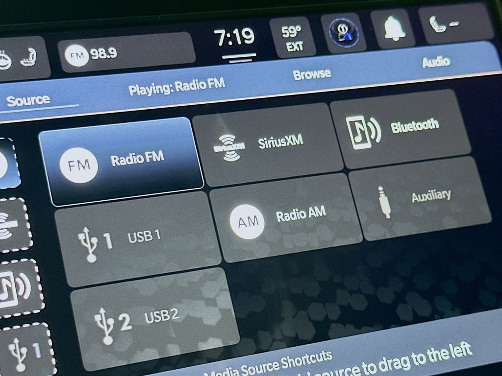 Used 2023 Jeep Grand Cherokee Altitude image 27