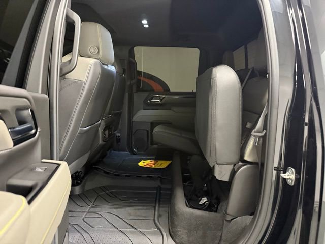 Used 2025 Chevrolet Silverado 2500 ZR2 w/ Technology Package image 16