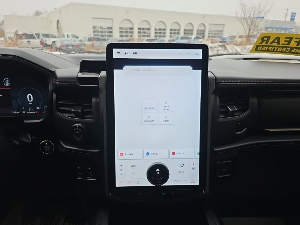 Used 2024 Ford Expedition Platinum image 55