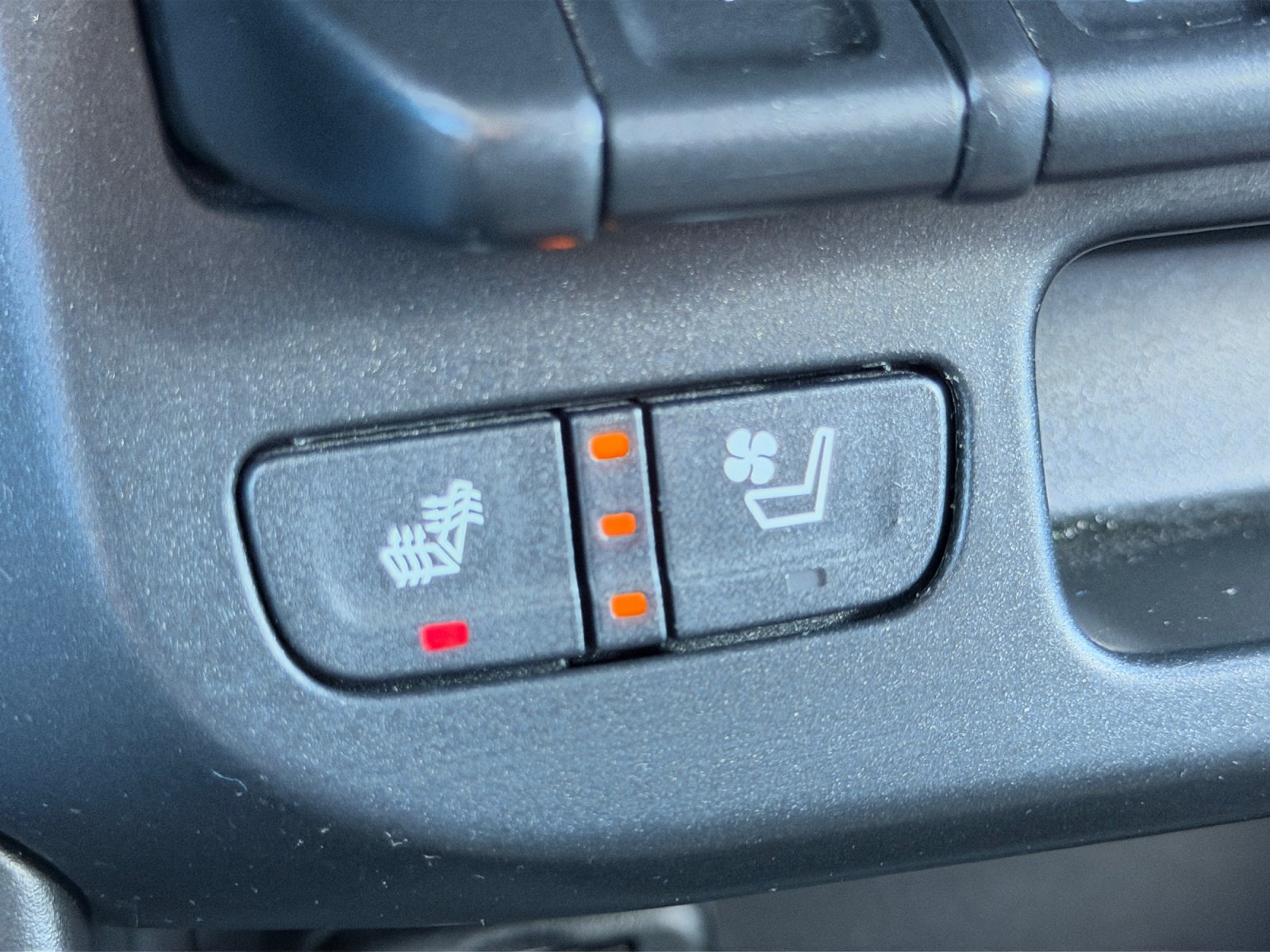Used 2021 GMC Canyon Denali AWD/4WD image 19