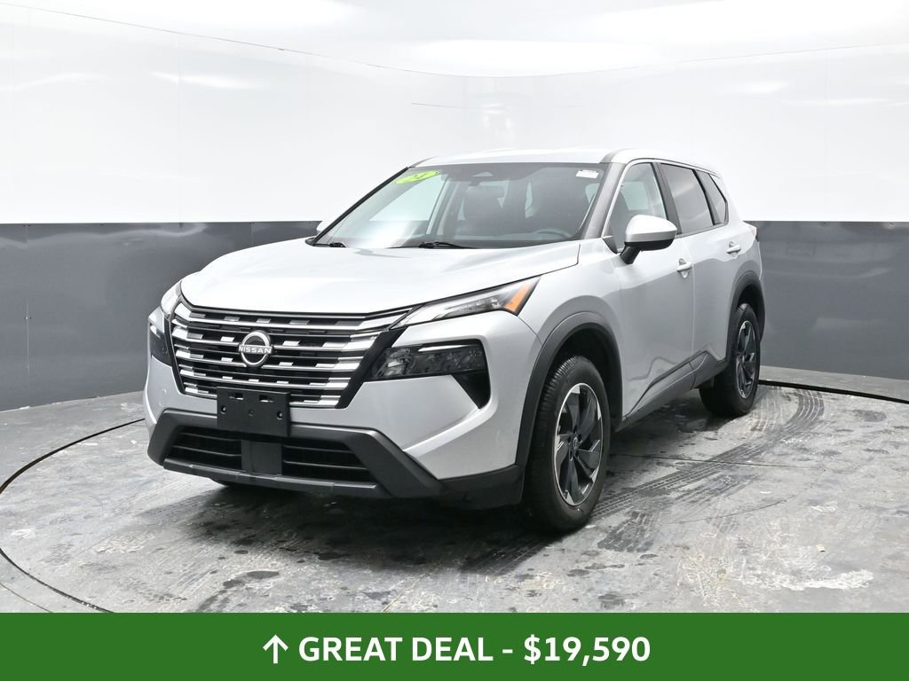 Used 2024 Nissan Rogue SV image 7