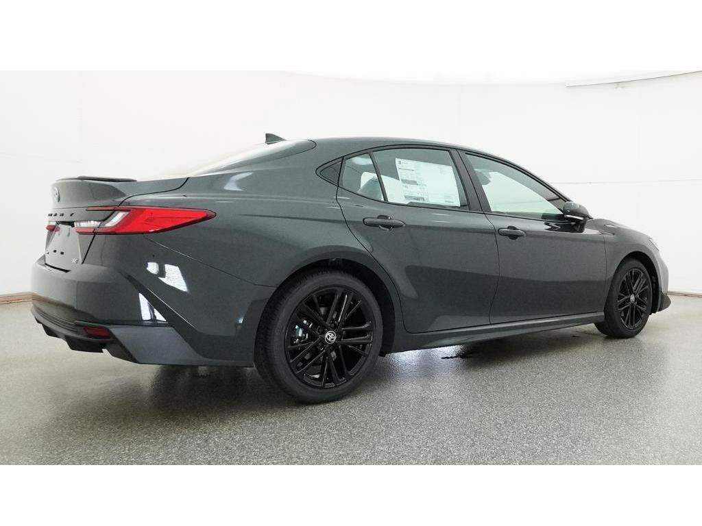 New 2026 Toyota Camry SE FWD image 32