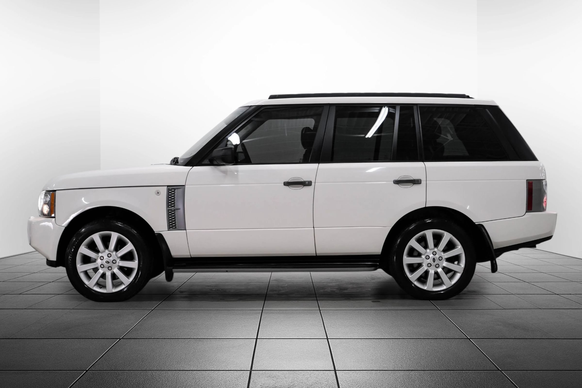 Used 2008 Land Rover Range Rover HSE AWD/4WD image 11