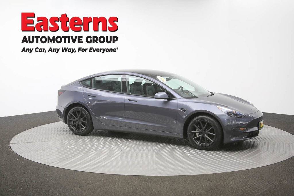 Used 2023 Tesla Model 3 Standard Range image 42