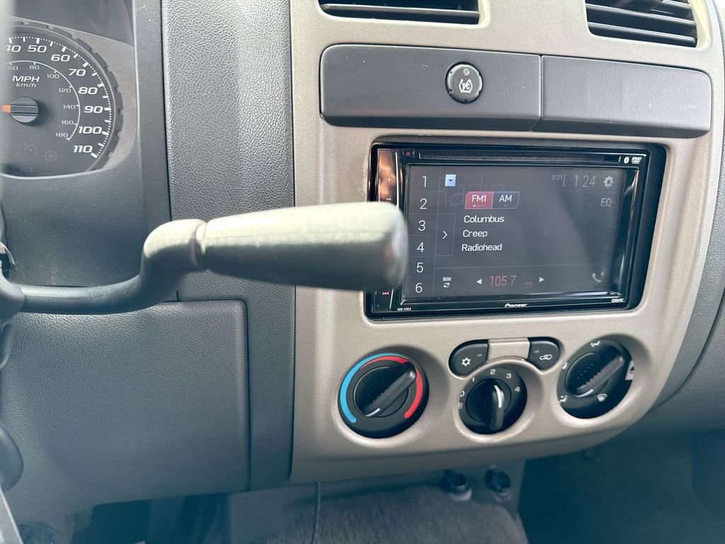 Used 2004 Chevrolet Colorado 2WD Extended Cab w/ Comfort Convenience Package image 18