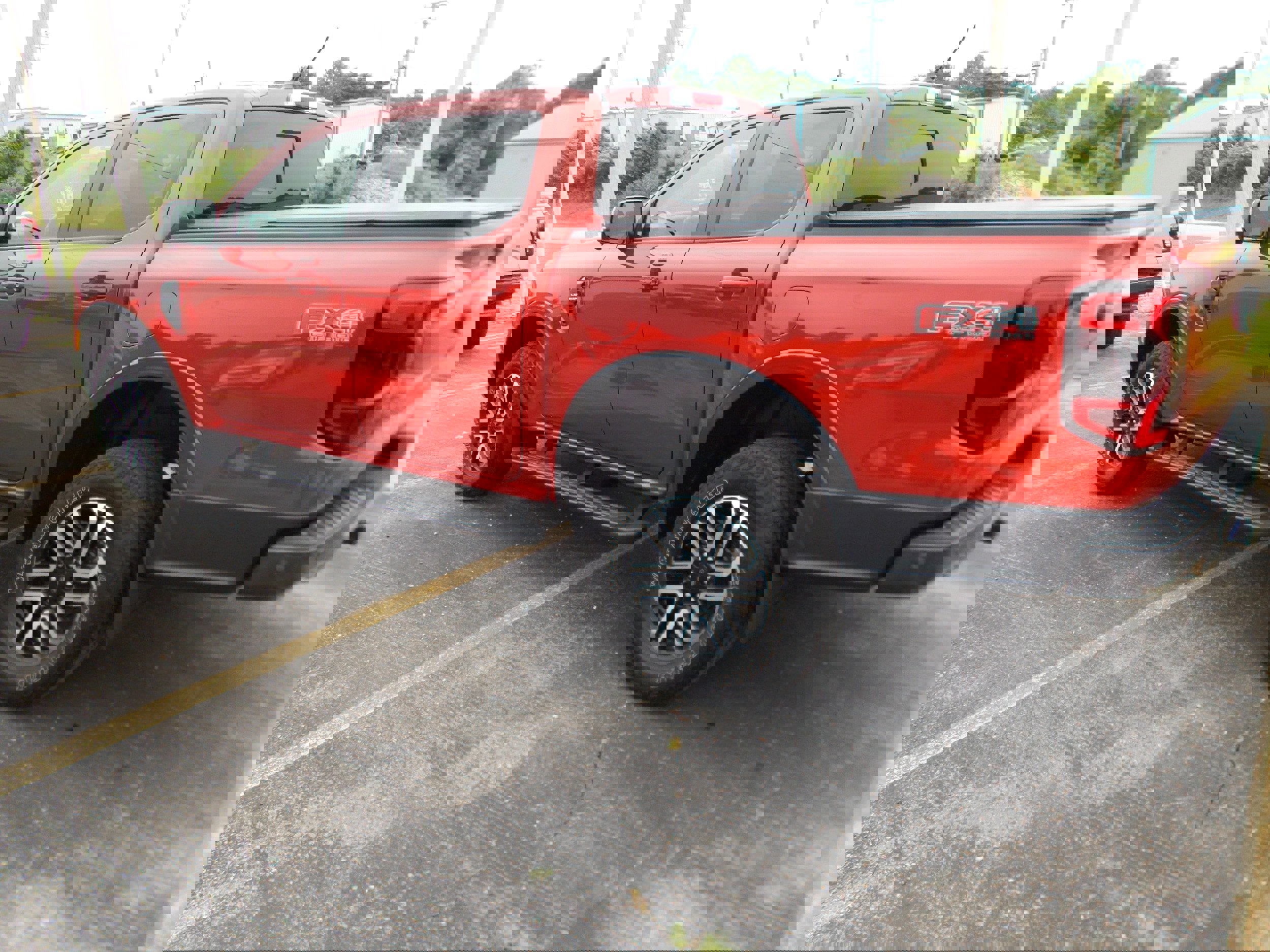 Used 2024 Ford Ranger Lariat w/ FX4 Off-Road Package image 5