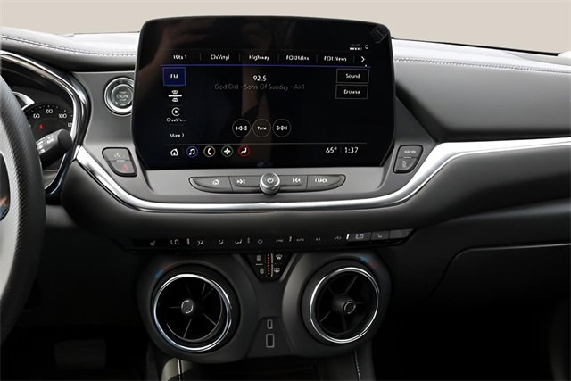 Used 2025 Chevrolet Blazer LT image 20