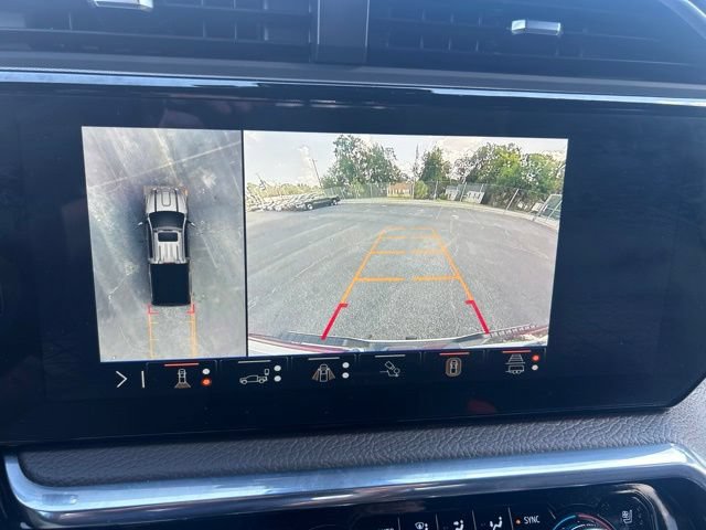 Used 2025 GMC Sierra 2500 Denali w/ Denali Reserve Package AWD/4WD image 10
