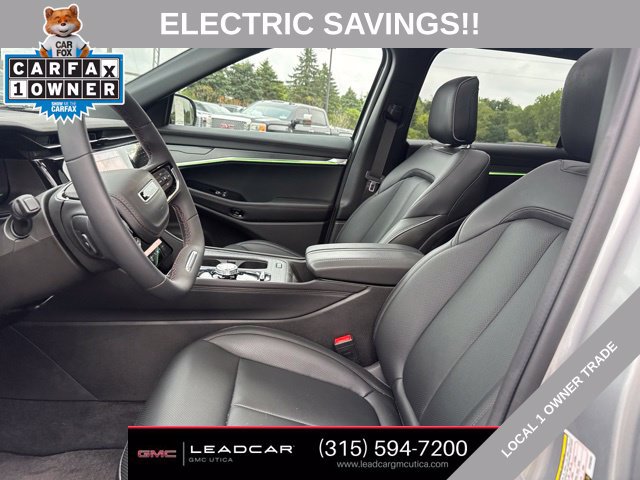 Used 2025 Jeep Wagoneer S Limited AWD/4WD image 19