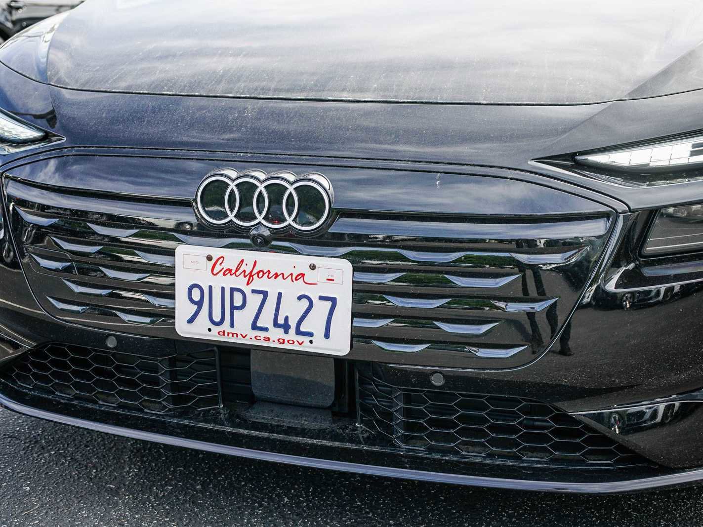 Used 2025 Audi A6 e-tron Premium Plus w/ Premium Plus image 8