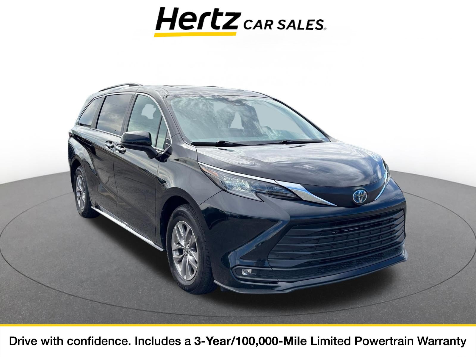 Used 2025 Toyota Sienna XLE