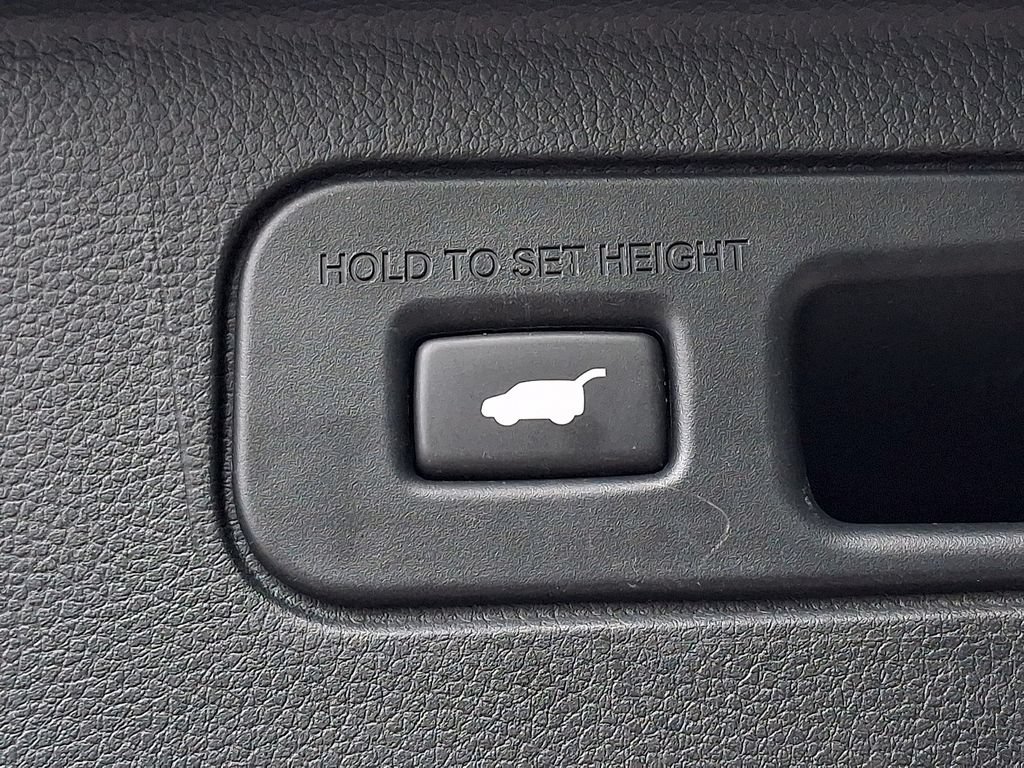 Certified 2023 Honda Pilot TrailSport image 33