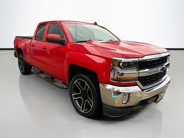 Used 2018 Chevrolet Silverado 1500 LT w/ LPO, Black Pack image 3