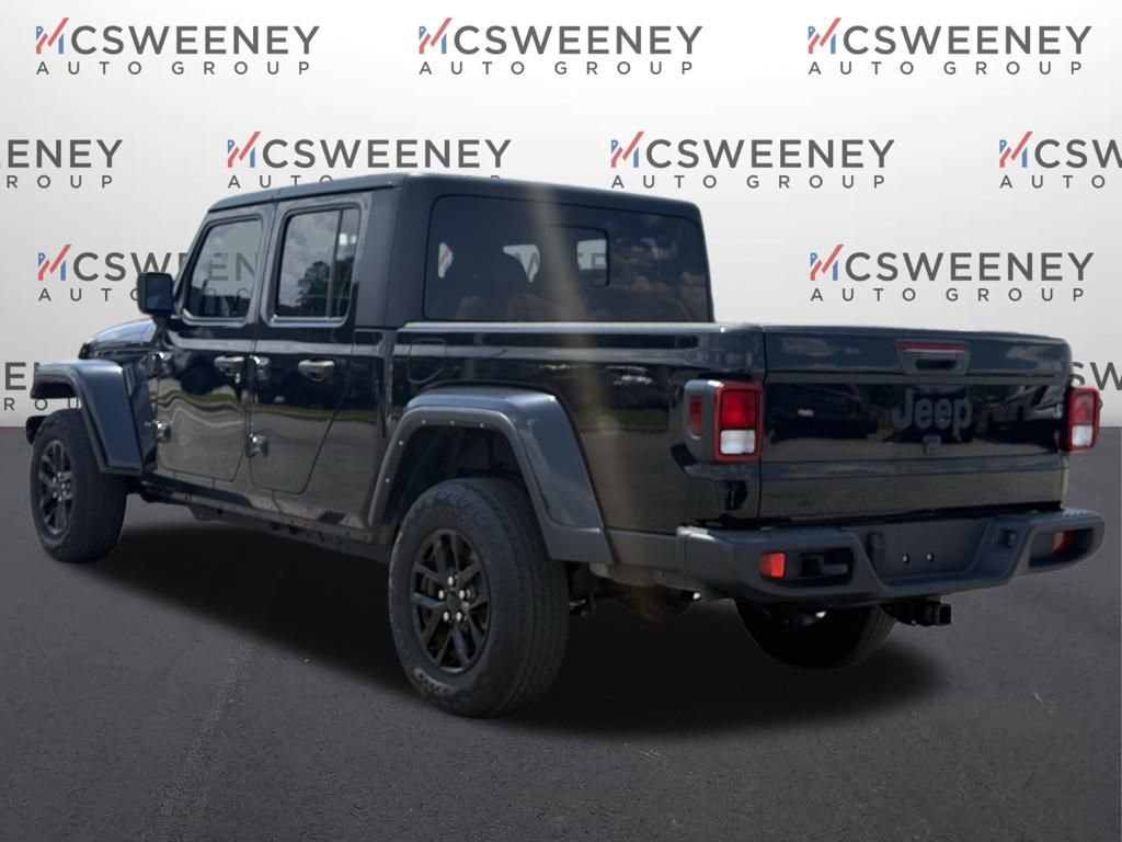 Used 2022 Jeep Gladiator Sport AWD/4WD image 5