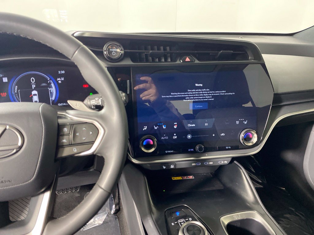 Certified 2023 Lexus RZ 450e Premium w/ Technology Package AWD/4WD image 17