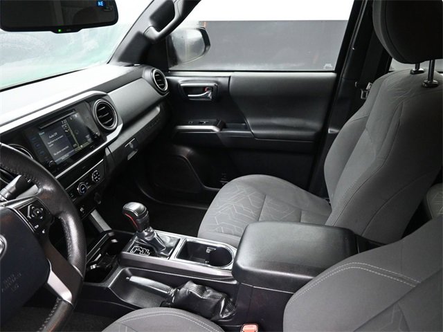 Used 2017 Toyota Tacoma SR5 image 17