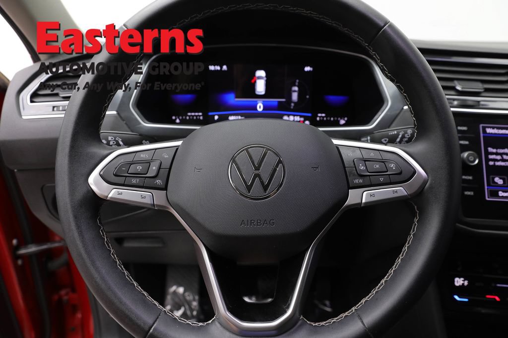 Used 2023 Volkswagen Tiguan SE AWD/4WD image 10