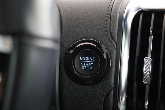Used 2025 Ford Expedition Tremor AWD/4WD image 30