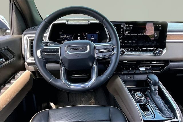 Used 2023 GMC Canyon Denali AWD/4WD image 8